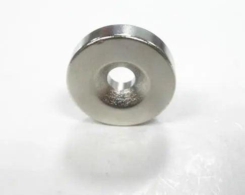 آهنرباهای حلقه ای نادر زمینی سیاه OEM N35-N52 شکل / ابعاد سفارشی شده است