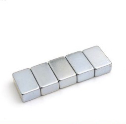 بلوک آهنربایی خاکی کمیاب NdFeB آهنربا N35-N52 اندازه سفارشی شده است