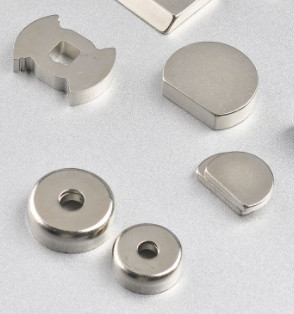 آهنرباهای دائمی نئودیمیوم فوق قوی با شکل خاص ISO9001 تایید شده است